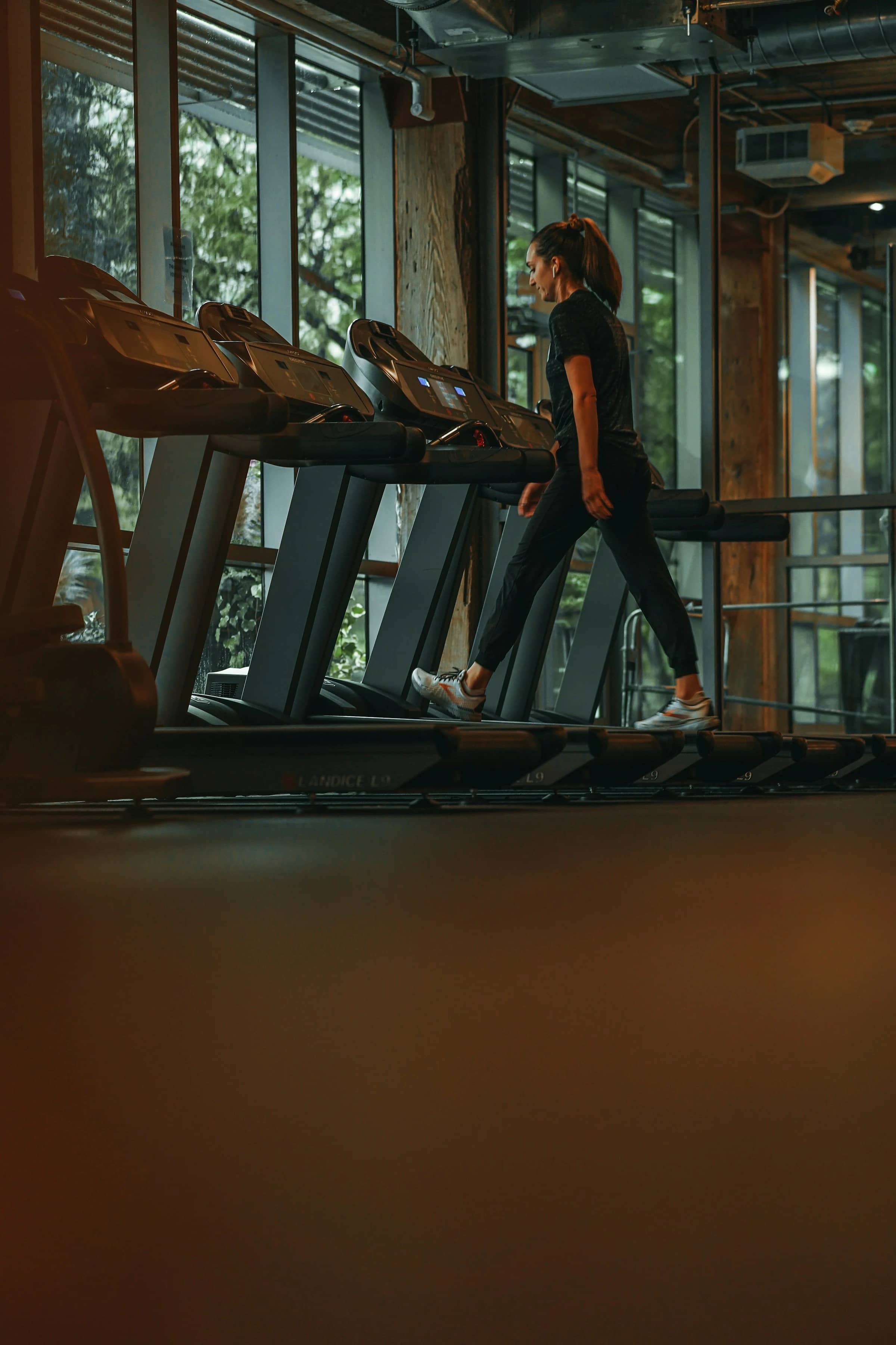 Walking Pad: 4-Wochen-Plan für mehr Bewegung