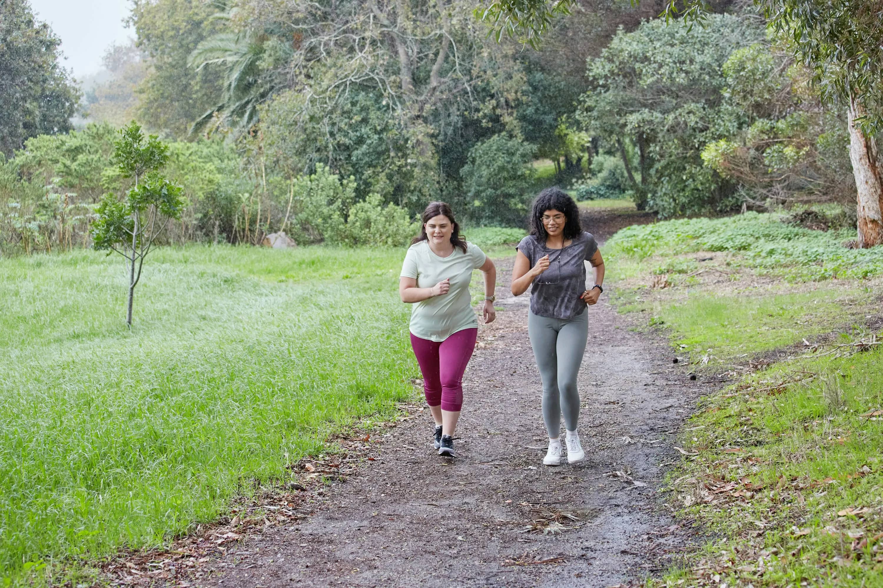 Run Club oder Solo-Training: Was hält länger?